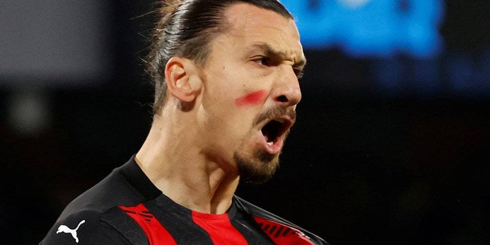 Zlatan Tak Terburu-buru soal Kontrak Baru Milan